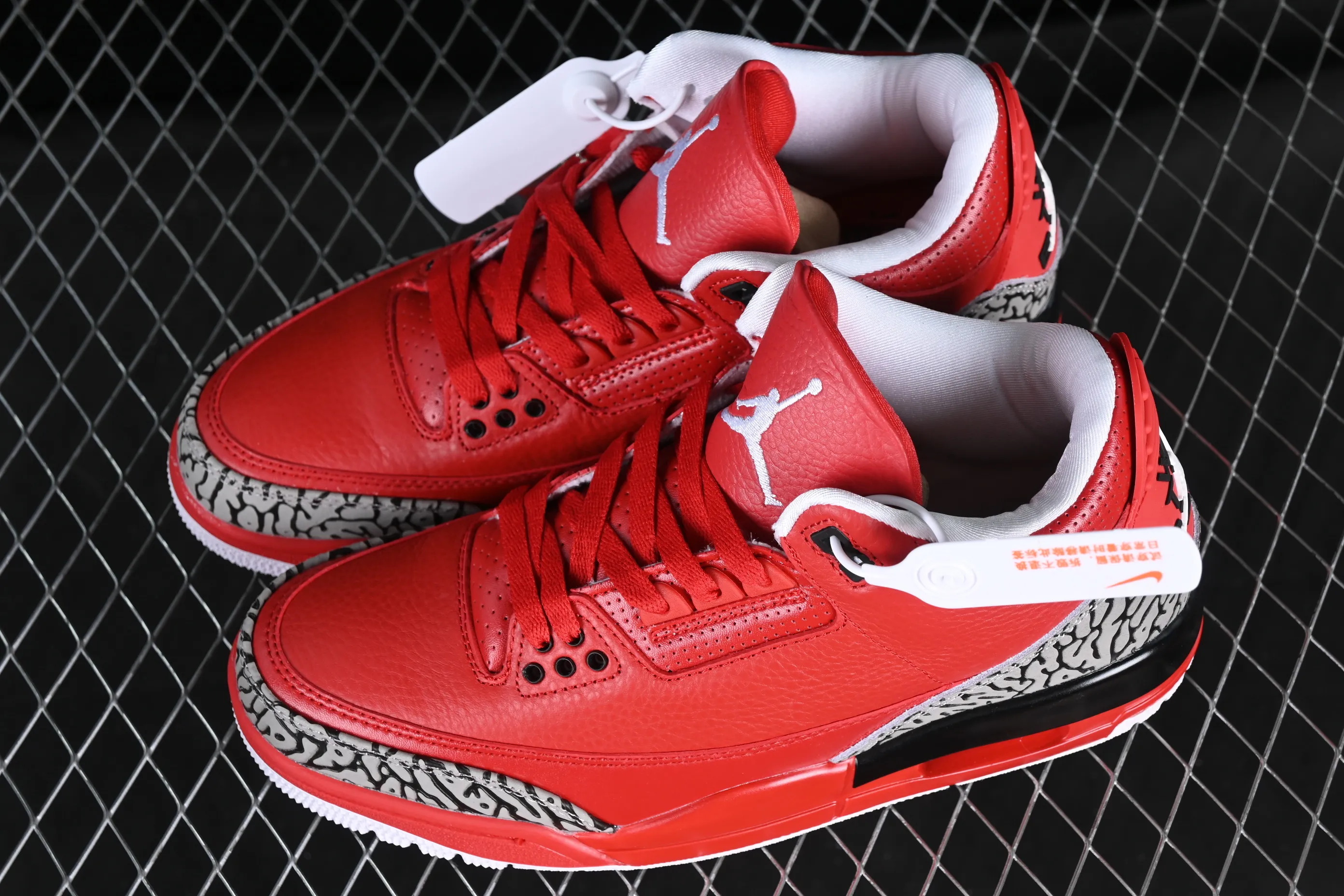 All categories Air Jordan Jordan series basketball shoes Air Jordan 3 DJ Khaled x Air Jordan 3 AJ3 Joe 3 joint model bright red AJ3-770438